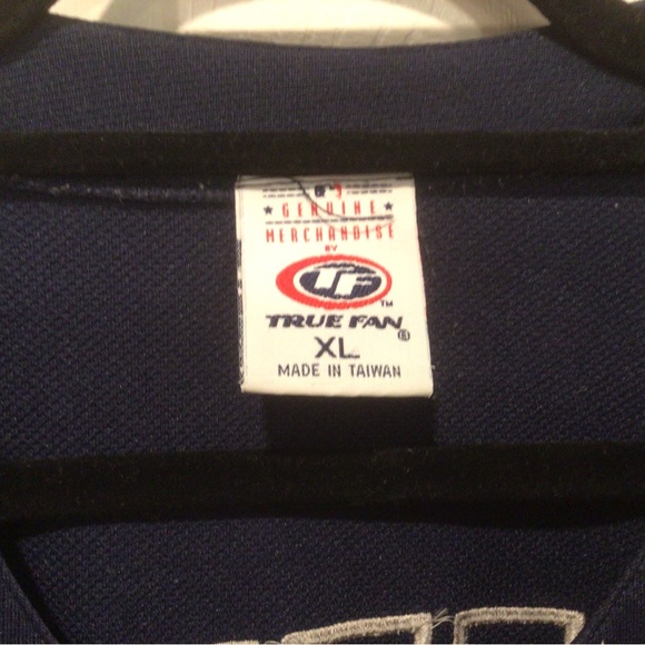 Mens XL Yankees Jeter Short Sleeved Jersey - Picture 4 of 4